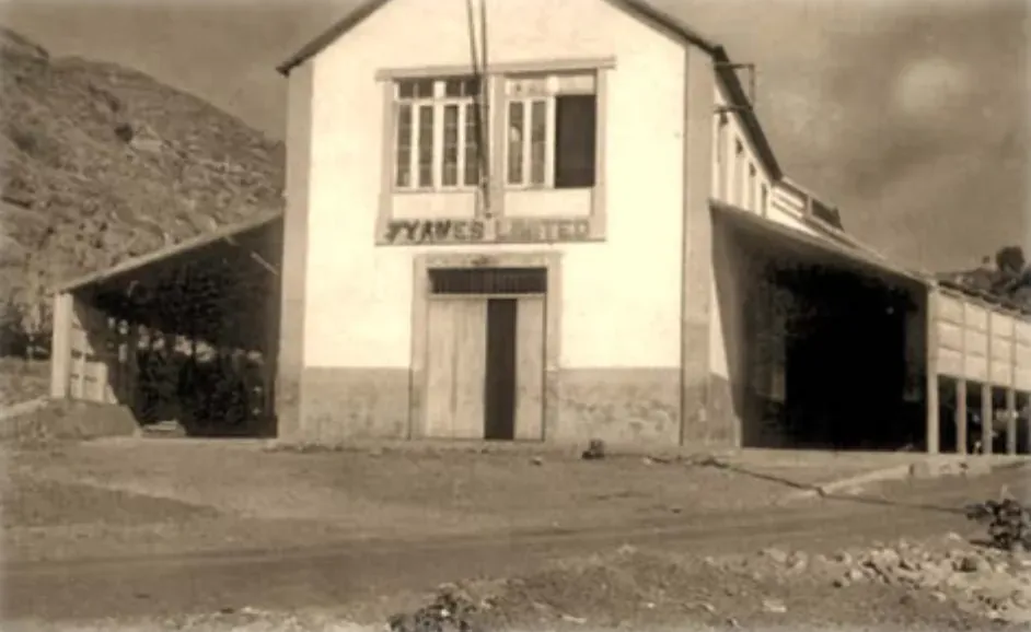 rehab. Casa-Almacén Yanes — imagen 2